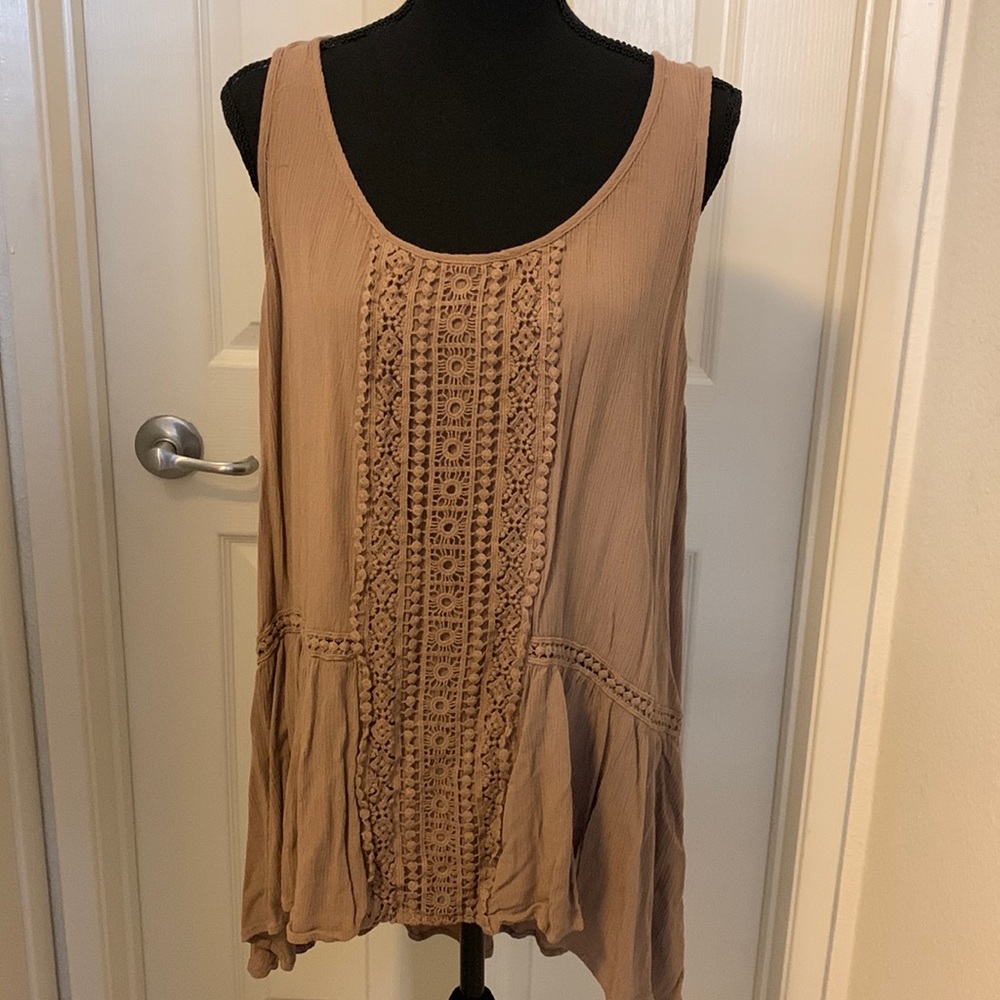 Torrid Tan Crochet Top - Size 1 / 1X